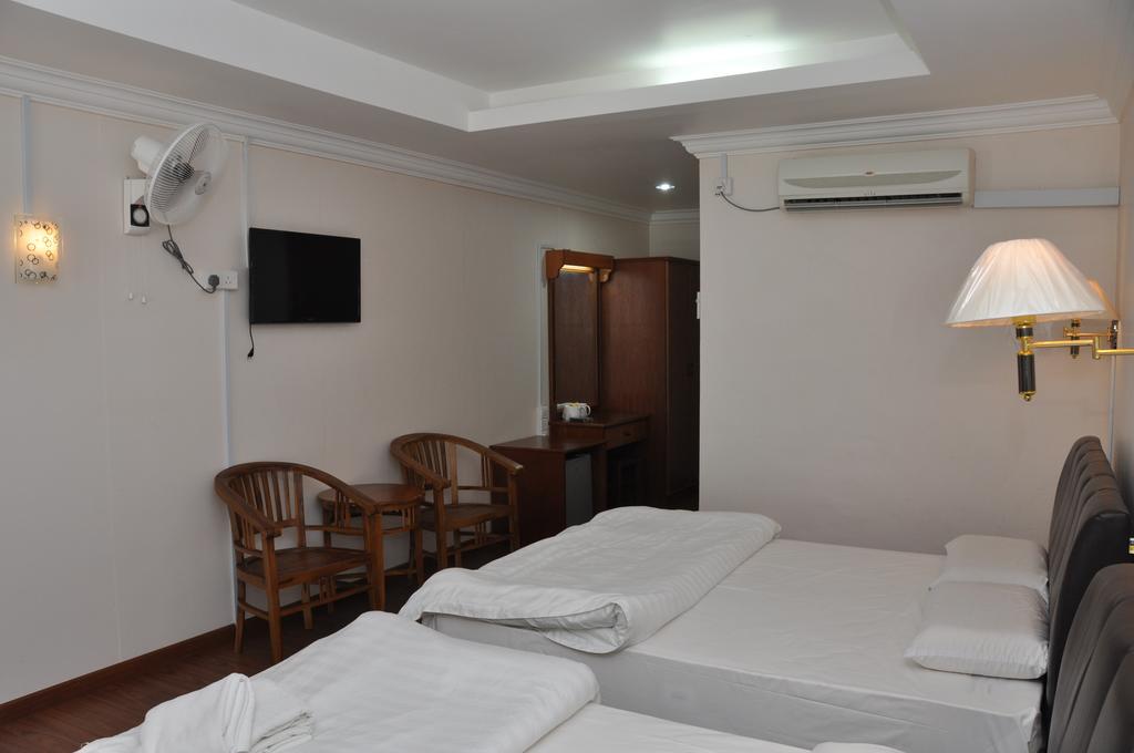 New Cocohut Chalet Hotel Kuala Terengganu Szoba fotó